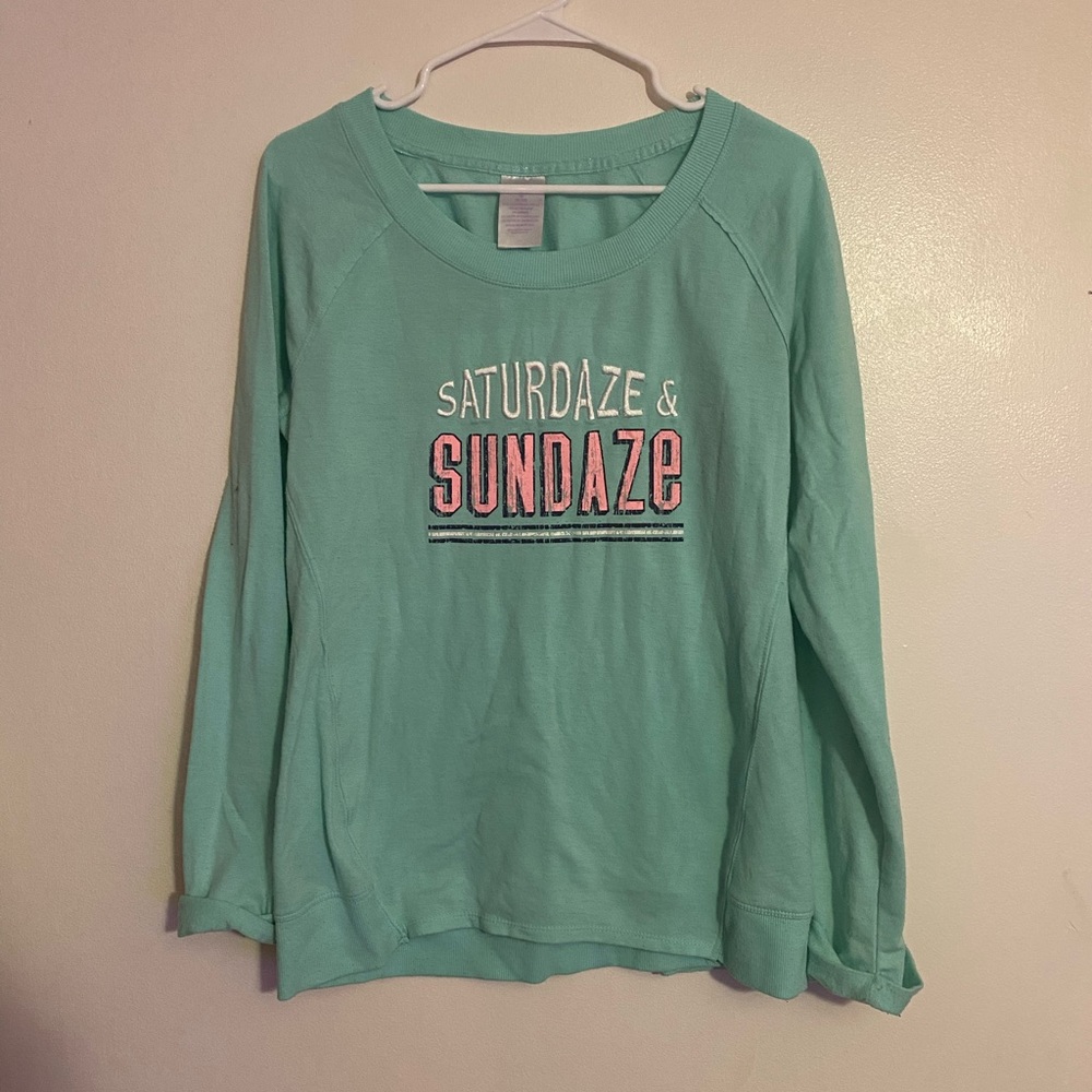 Saturdaze & Sundaze sweater.